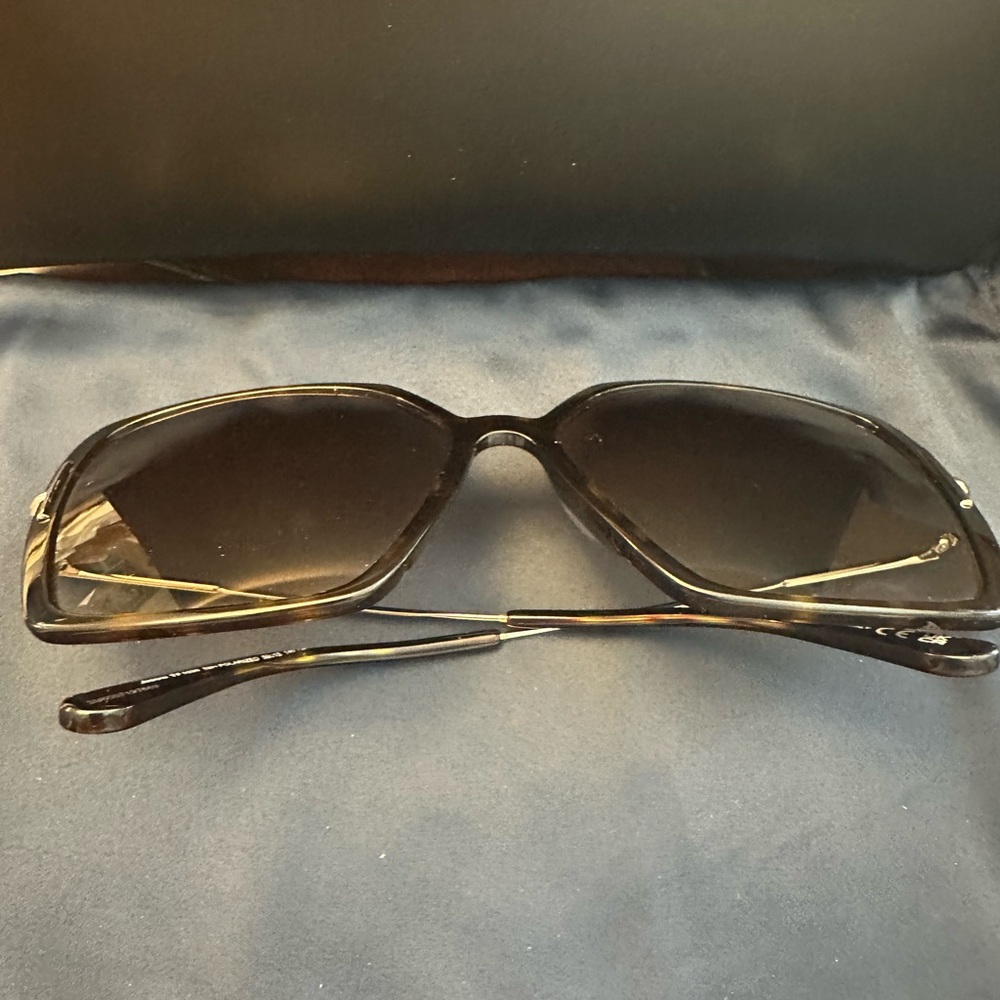 NITB Tom Polarized Ford Brown Oversized Sunglasses with Gradient Lenses - Picture 8 of 8